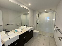 Harbour Quays Apartments