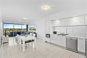 Harbour Quays Apartments