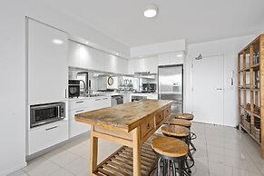 Harbour Quays Apartments