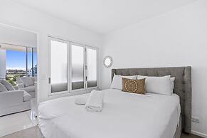 Harbour Quays Apartments