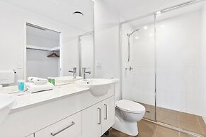 Harbour Quays Apartments