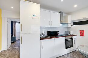 Apartment King House Hayes