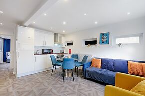 Apartment King House Hayes