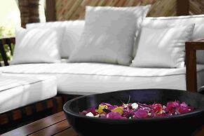 O Beach Hotel & Resort