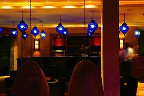 O Beach Hotel & Resort