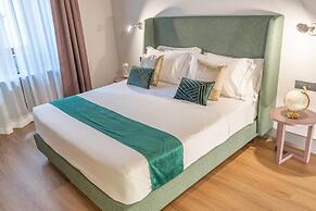 Castel Sant Angelo Luxury Rooms & Tour