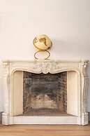 Castel Sant Angelo Luxury Rooms & Tour