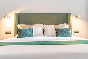 Castel Sant Angelo Luxury Rooms & Tour