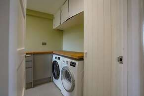 Unique 5BD Farm House Perfect for Relaxing