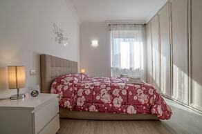 Cornelia Home