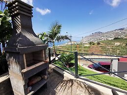 Villa Nova Madeira no Funchal Casa A e B