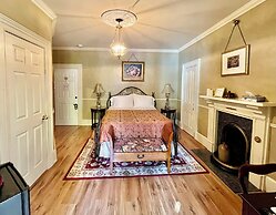 Belle View Manor Inn