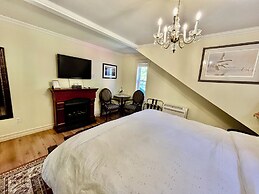 Belle View Manor Inn