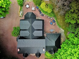 Belle View Manor Inn