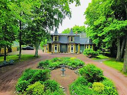 Belle View Manor Inn