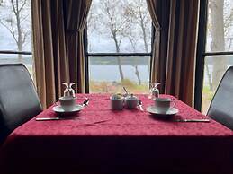 Belle View Manor Inn