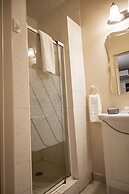 Belle View Manor Inn