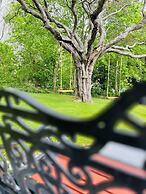 Belle View Manor Inn