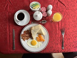 Belle View Manor Inn