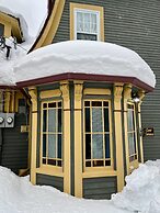 Belle View Manor Inn