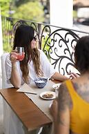 Hotel Baby Bed and Breakfast