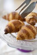 Hotel Baby Bed and Breakfast