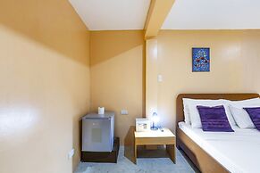 White Shamrock Beach Hotel