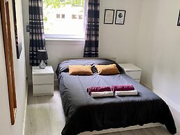 Charming 2-bed Apartment in Edinburgh City Centre