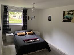 Charming 2-bed Apartment in Edinburgh City Centre