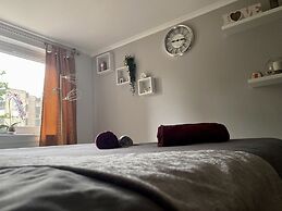 Charming 2-bed Apartment in Edinburgh City Centre