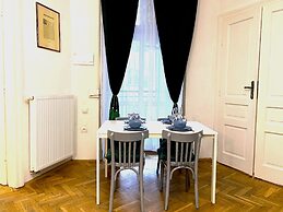 Green House apartment