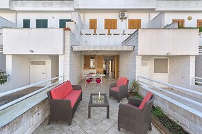 3163 Villino Il Faro by Barbarhouse