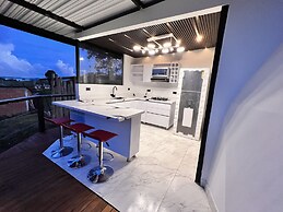 WHITE DOMES GLAMPING