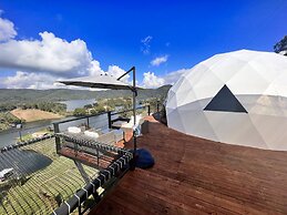 WHITE DOMES GLAMPING