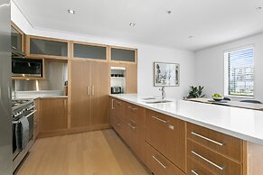 Spacious viaduct sancturary