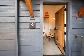 Surf Lodge