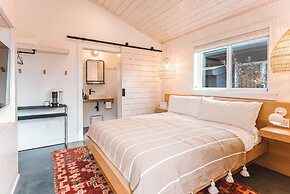 Surf Lodge