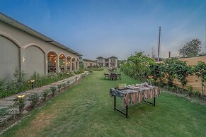 Srina Vilas, Corbett