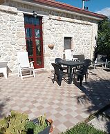 Captivating 1-bed Apartment in Gallinaro