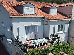 Harmony Apartment Plat