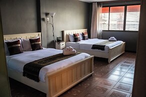 Anandpura Riverside Hotel