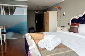 Anandpura Riverside Hotel