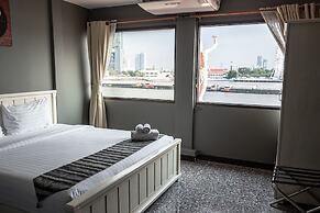 Anandpura Riverside Hotel