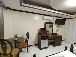 Palm Tree Resort and Restaurant