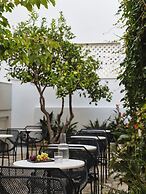 Doryssa Method Hotel