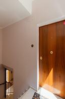 Santo Stefano Elegant Apartment by Wonderful Italy