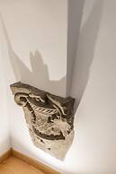 Santo Stefano Elegant Apartment by Wonderful Italy