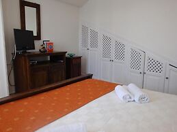 Captain John Traditional Houses - Adults Only