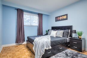Spacious Breathtaking 4br Villa in the heart of Toronto