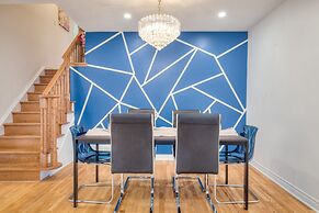 Spacious Breathtaking 4br Villa in the heart of Toronto